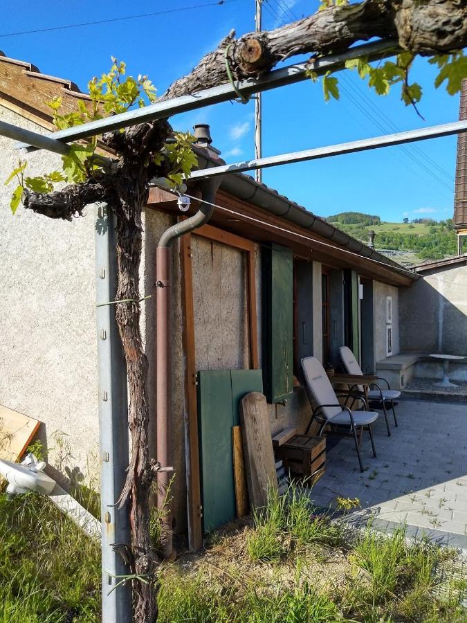 Charmante Maison Au Coeur Du Lavaux, Cully, Cuisine, Wifi, Les Echalas エクステリア 写真